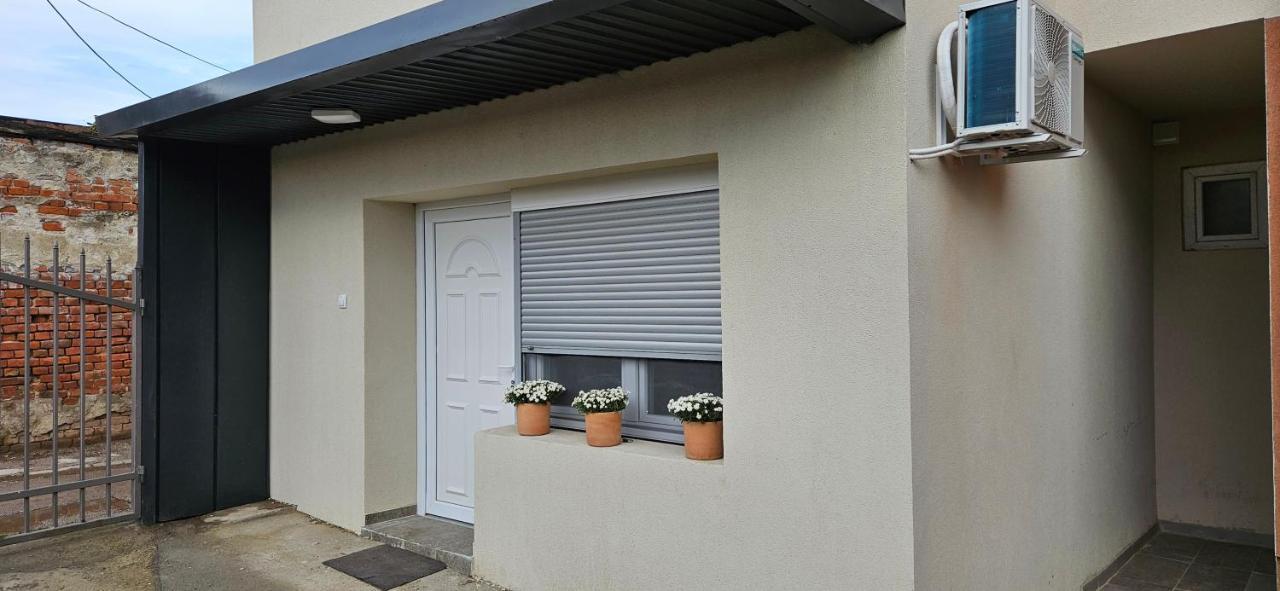 Apartman Sen'S Leskovac  Luaran gambar